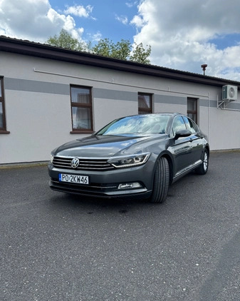 Volkswagen Passat cena 62000 przebieg: 190000, rok produkcji 2015 z Drobin małe 172